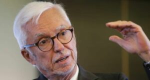 Jorge Enrique Robledo propone entrega de subsidios de arriendo en barrios vulnerables